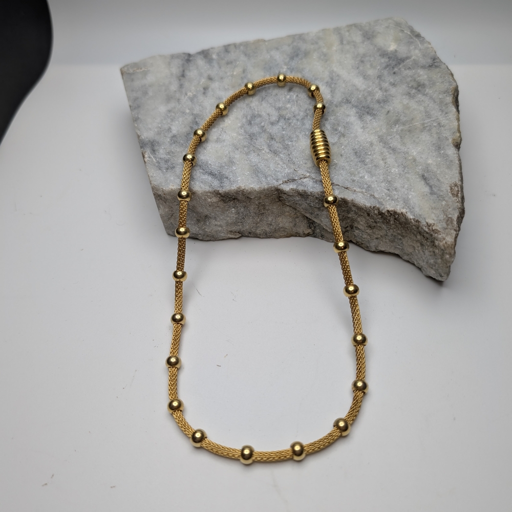 Vintage Gold Tone Beaded Fashion Necklace Magnetic Clasp